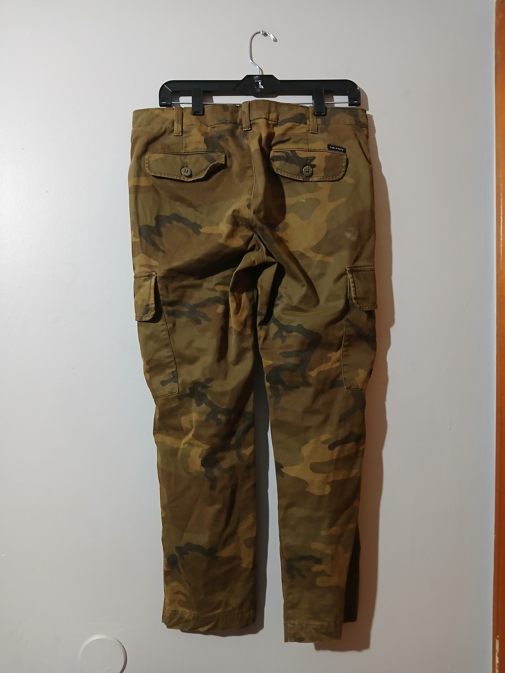 Sanctuary Olive Green Camo Straight-Leg Cargo Pants Pockers Women's Size 29 - Picture 5 of 7